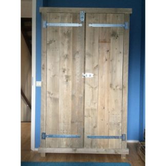 Kleiderschrank